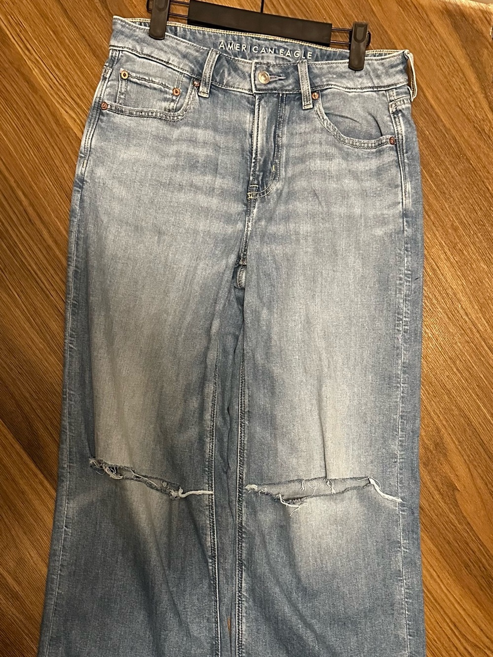 American Eagle Outfitters Light Blue Distressed Jeans